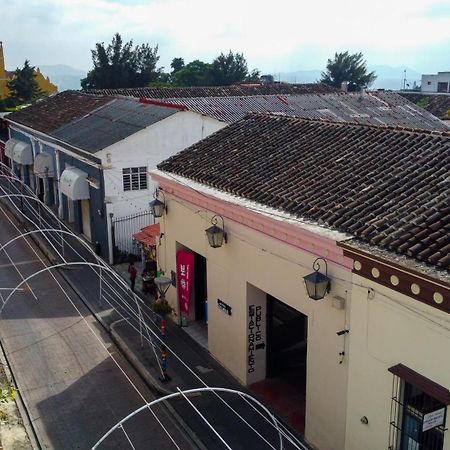 Hotel Edelmira Comitan de Dominguez Esterno foto