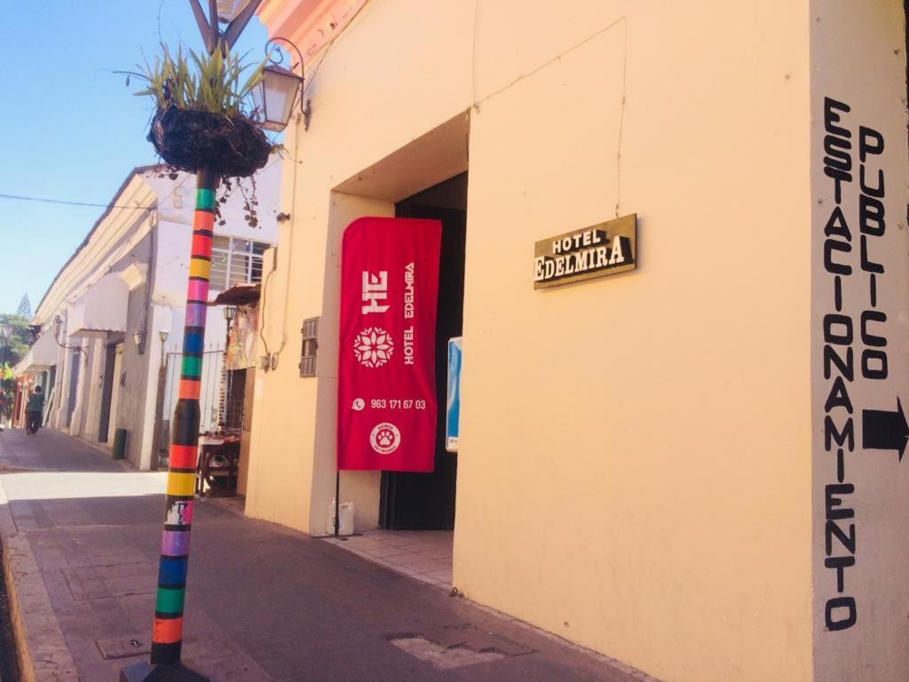 Hotel Edelmira Comitan de Dominguez Esterno foto
