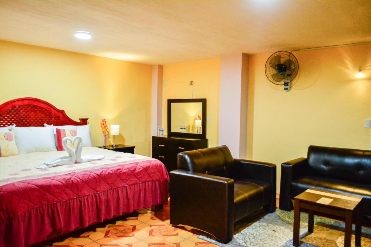 Hotel Edelmira Comitan de Dominguez Esterno foto